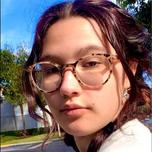 Meet your Posher, Sidney